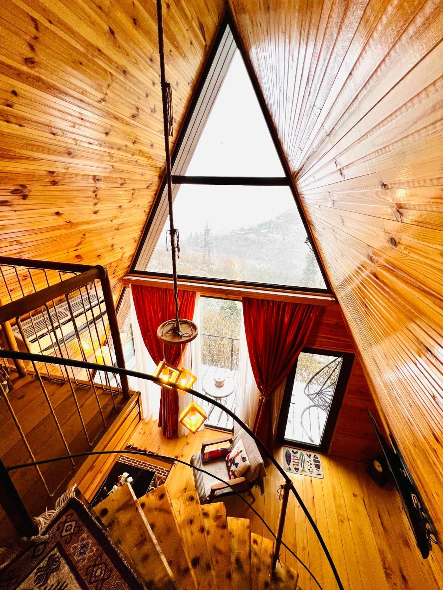 Chalet Wayside Livia Batoumi