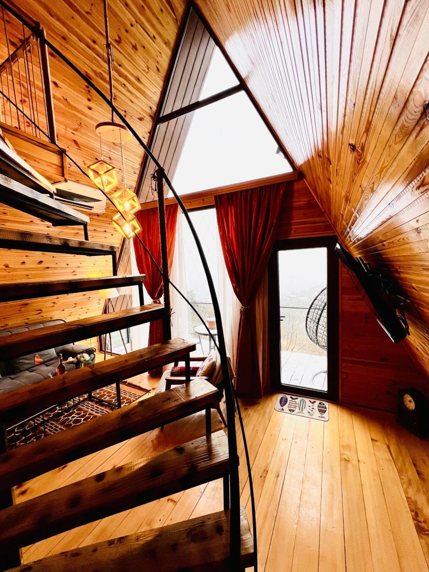 Wayside Livia Chalet