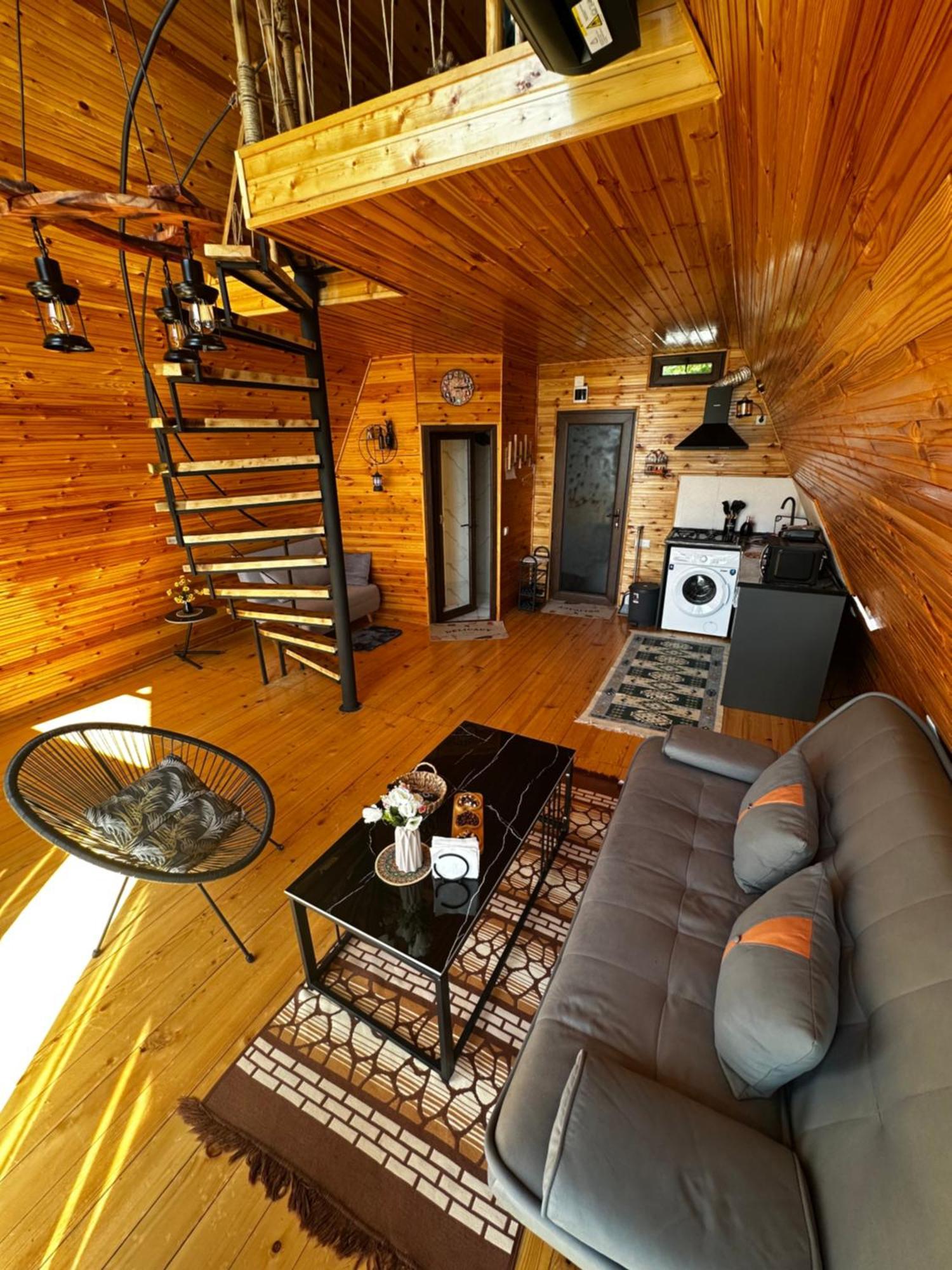 Chalet Wayside Livia Batoumi