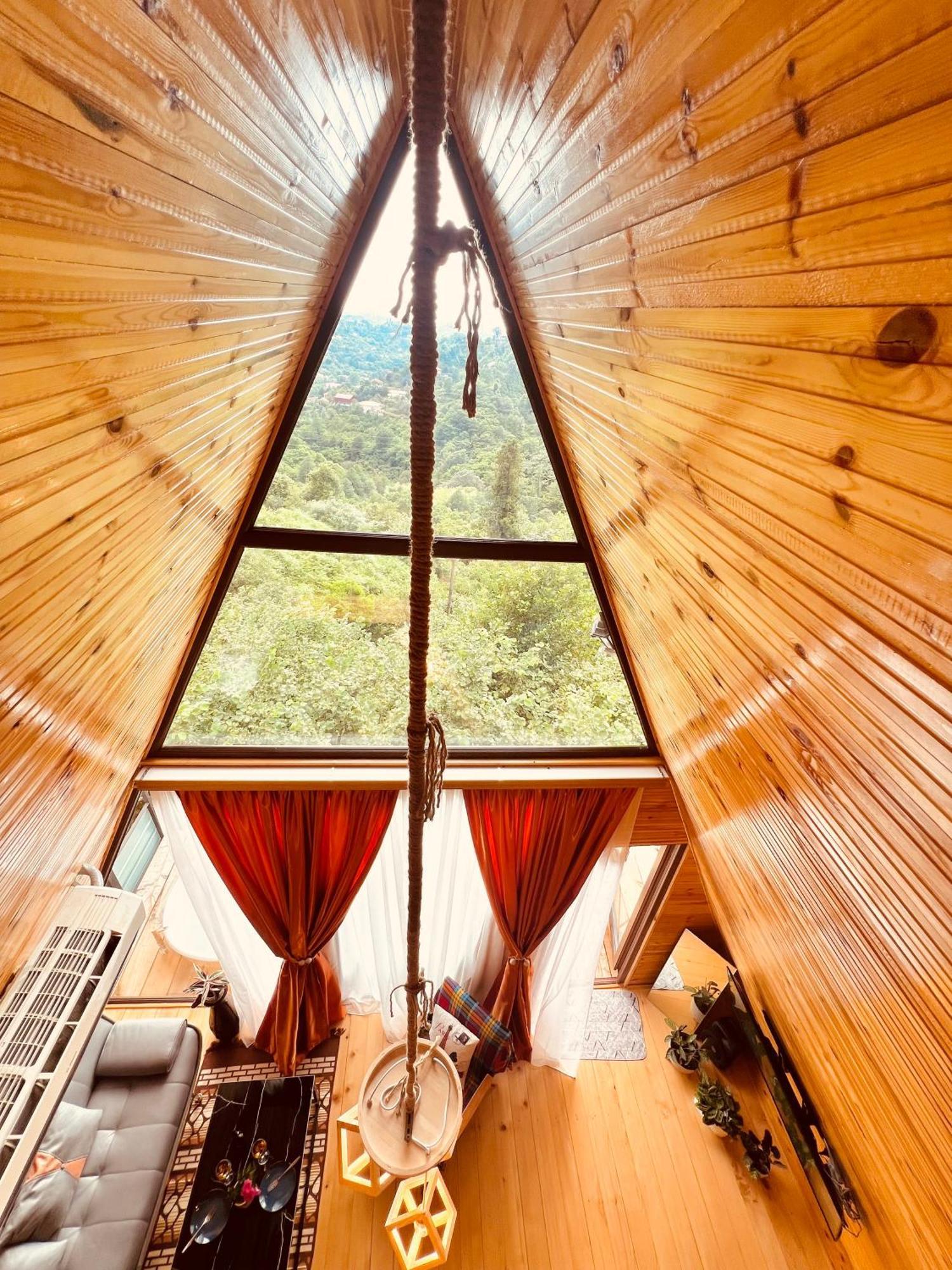 Chalet Wayside Livia Batumi